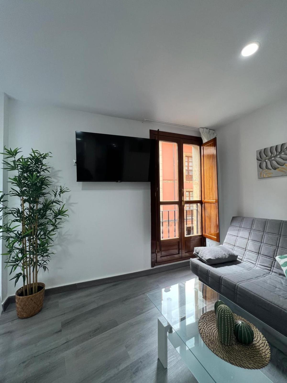 Rosal Central Studios Oviede Extérieur photo