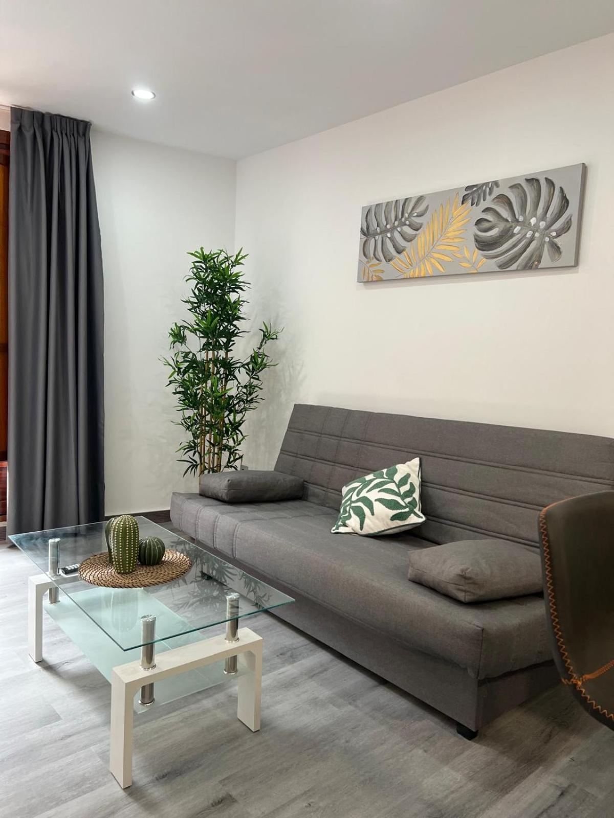 Rosal Central Studios Oviede Extérieur photo