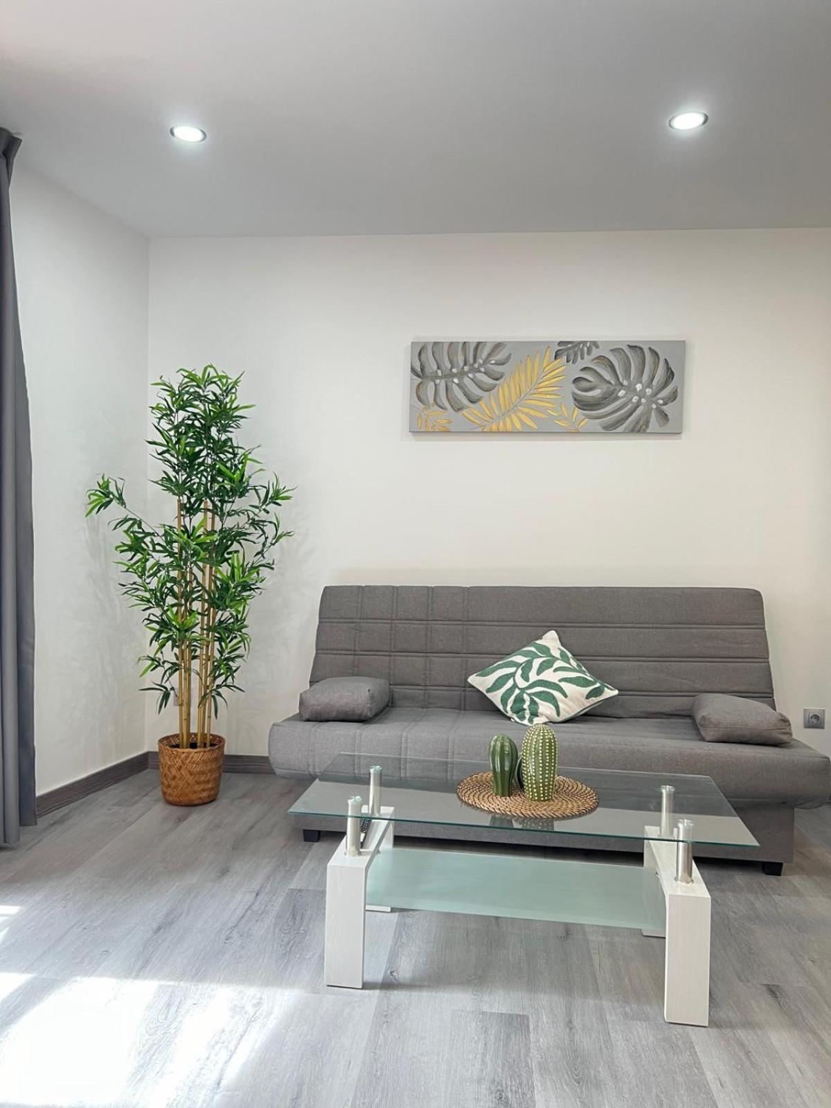 Rosal Central Studios Oviede Extérieur photo