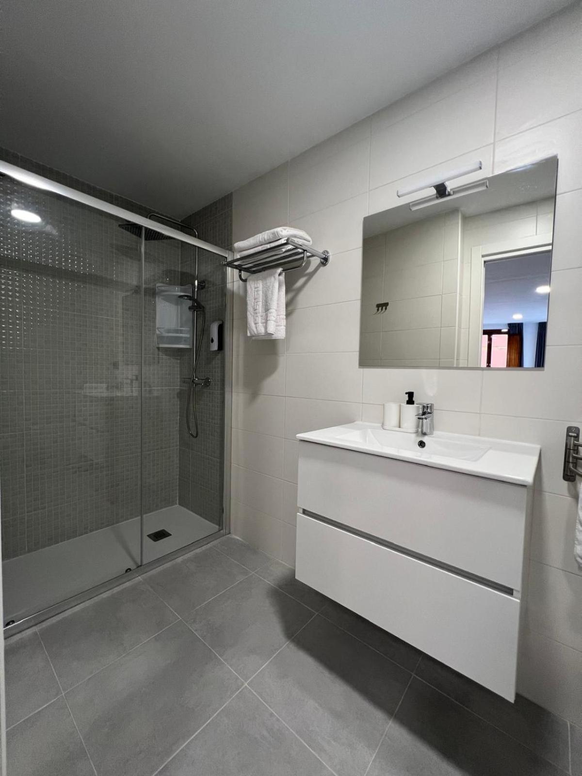 Rosal Central Studios Oviede Extérieur photo