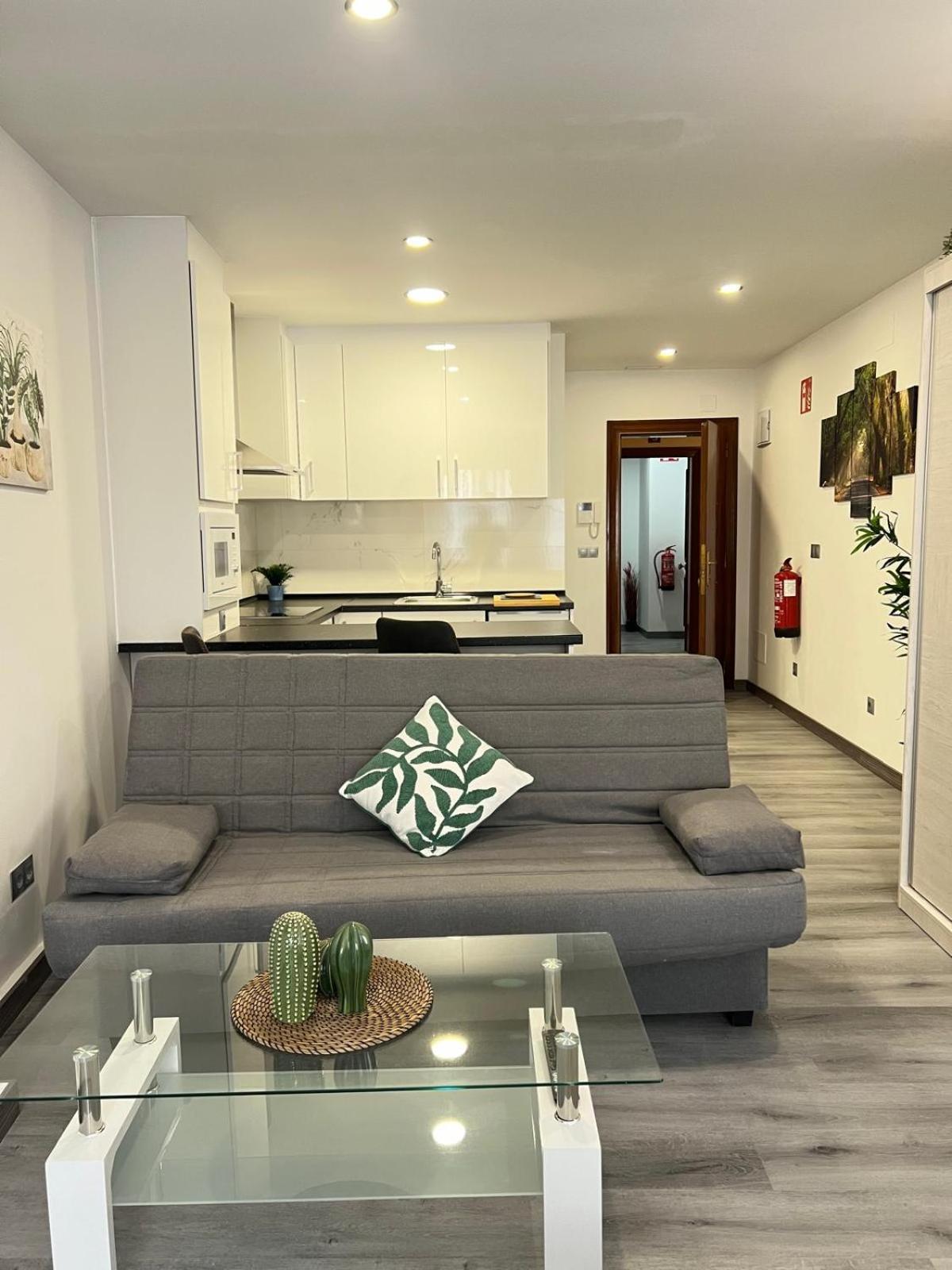 Rosal Central Studios Oviede Extérieur photo